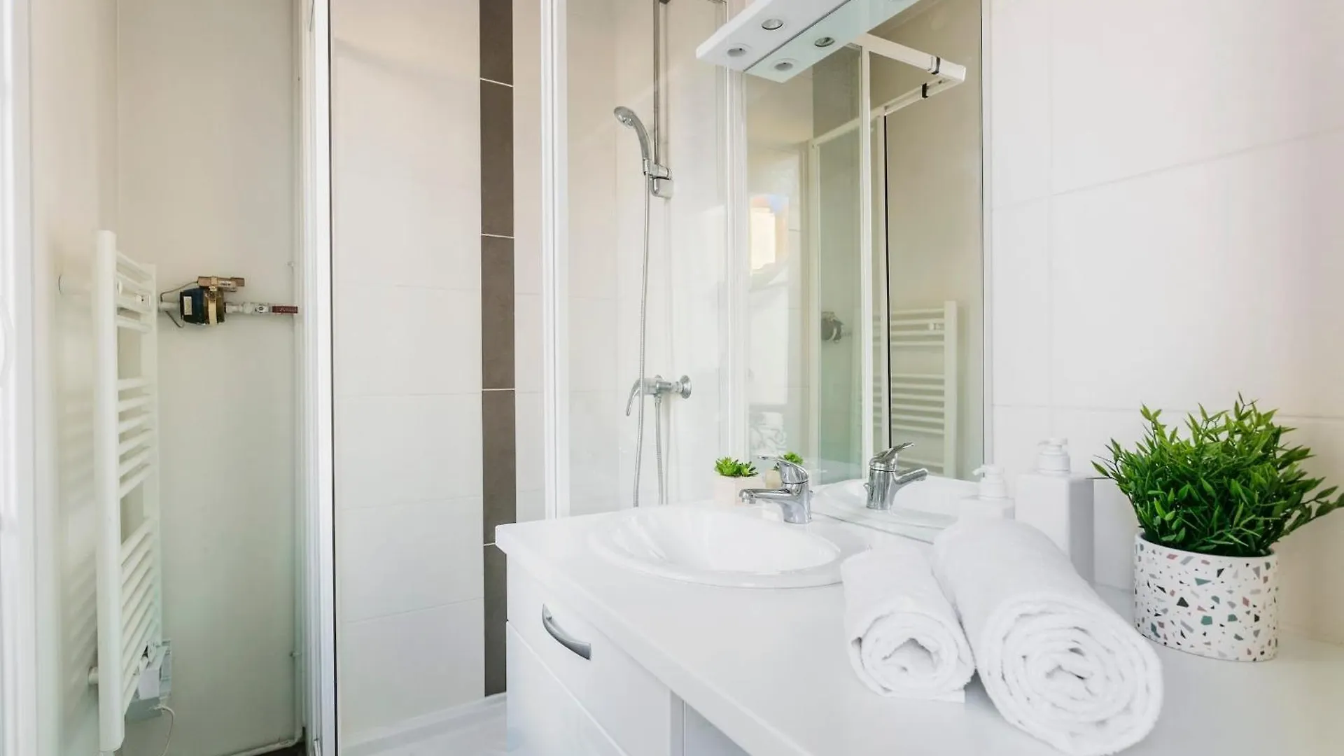 Latin Quarter & Notre Dame - 1br - Cityapartmentstay * Paris