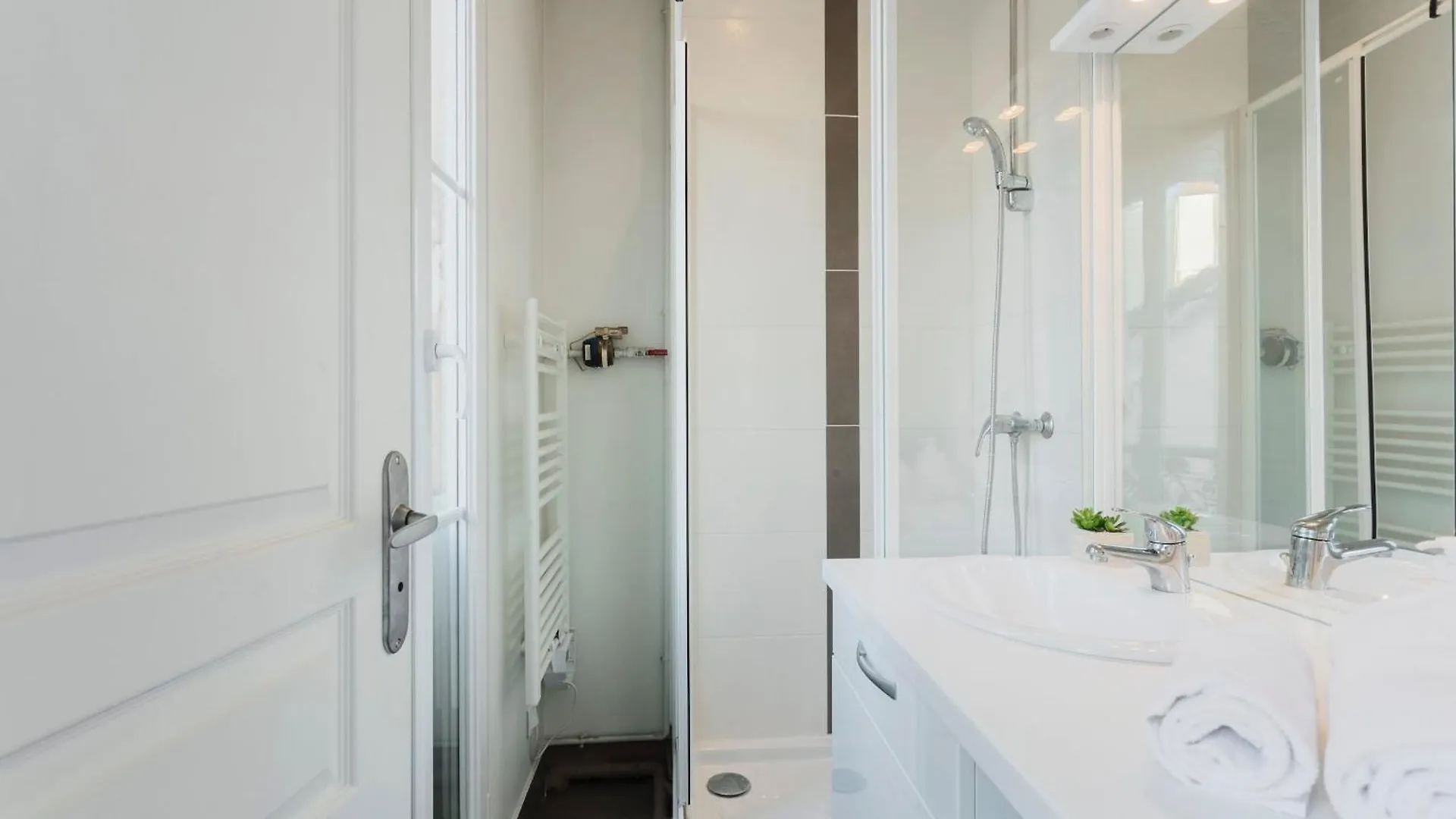 Latin Quarter & Notre Dame - 1br - Cityapartmentstay *